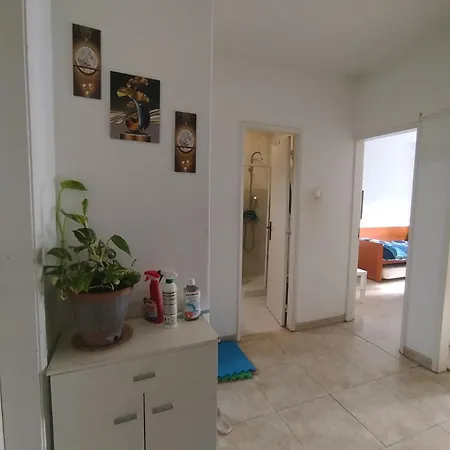 Pansiyon Sharing And Personal Available Overnight