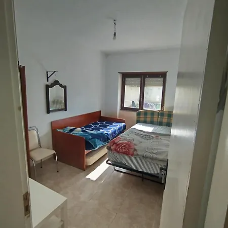 Montijo Sharing Apartment And Personal Room Available Overnight Stay * Montijo